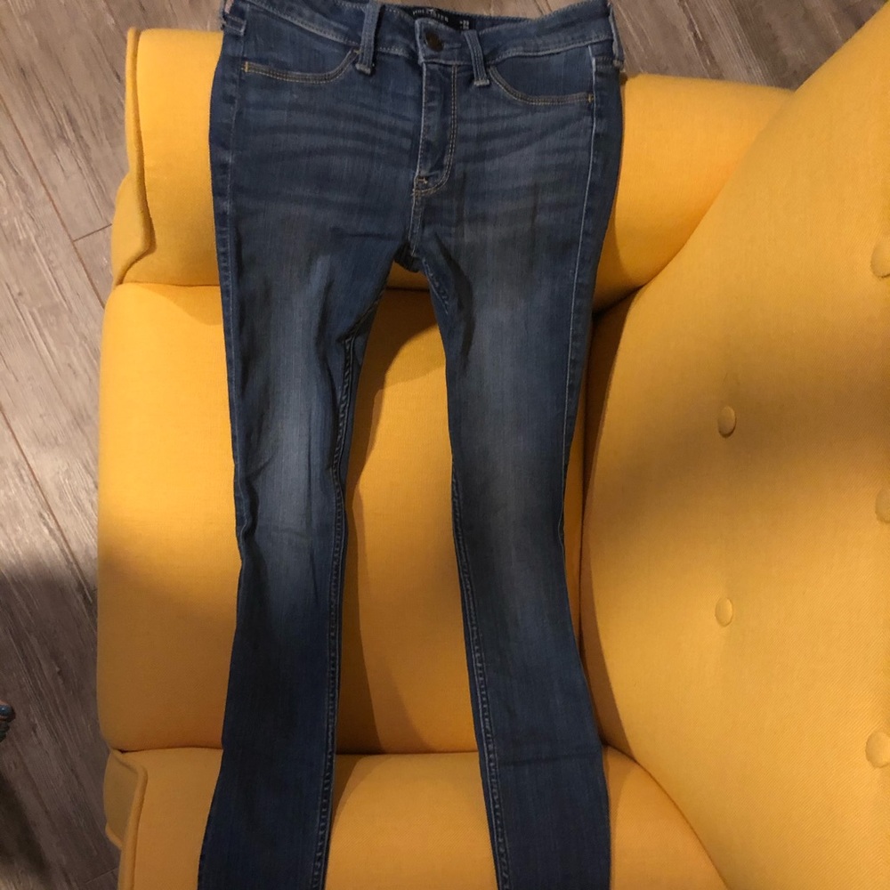 Girls hollister jean